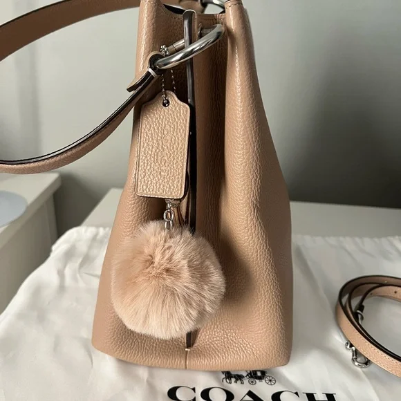 Coach Bucket Bag And Matching Wallet